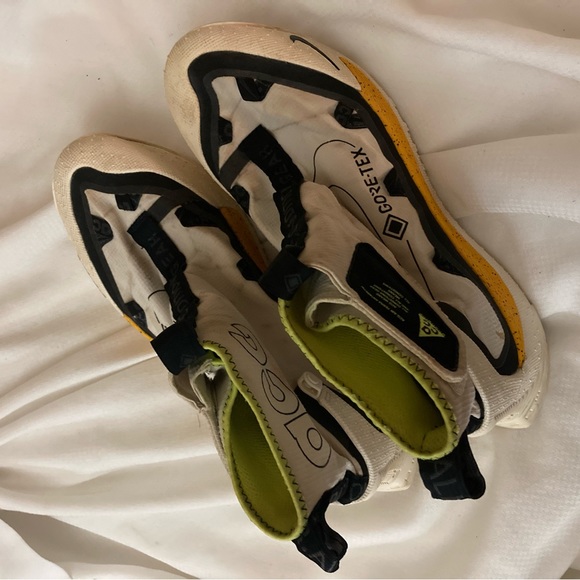 Nike Acg - Picture 1 of 3